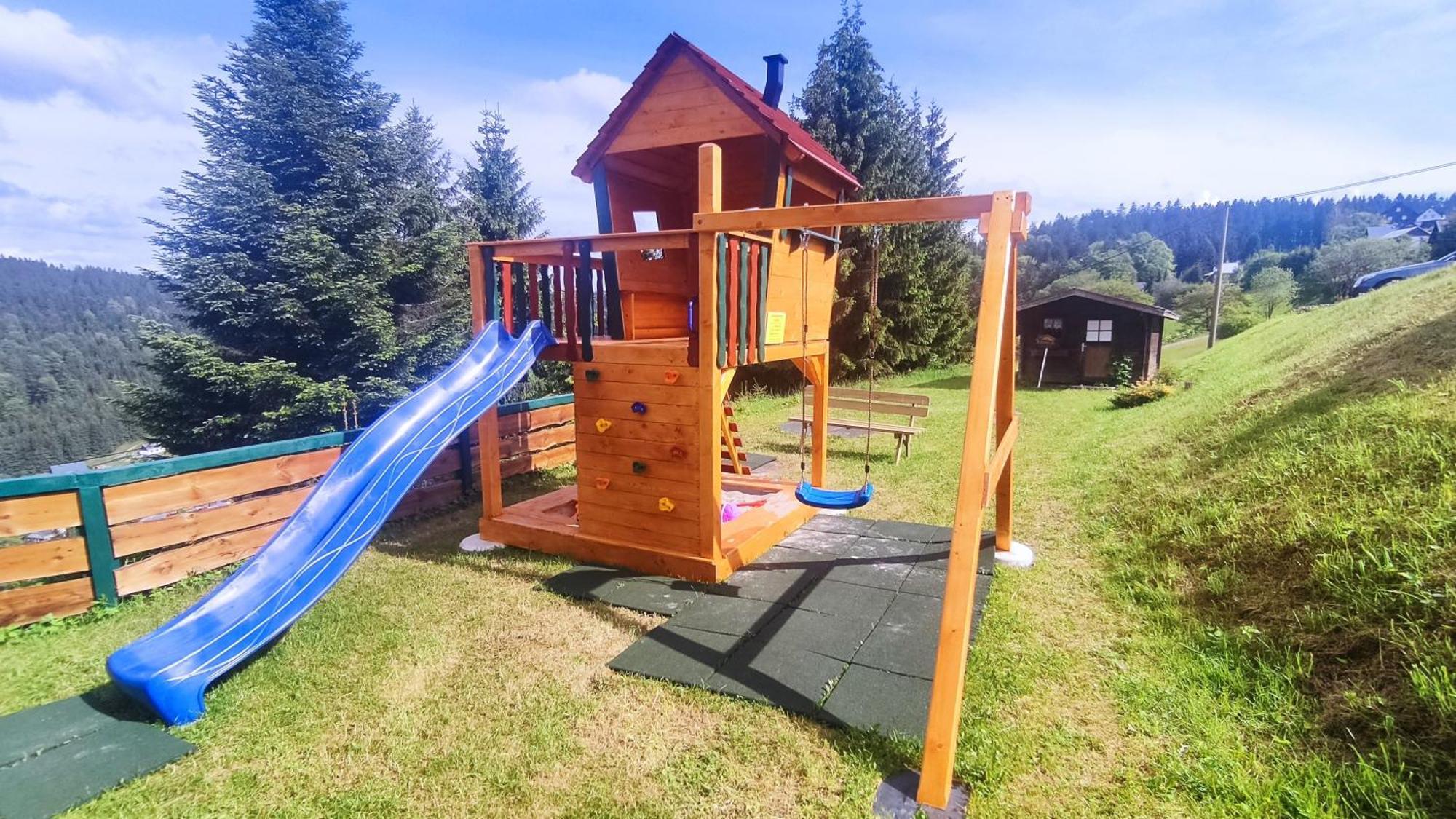 Berggasthaus & Schoene Aussicht Gæstehus Klingenthal